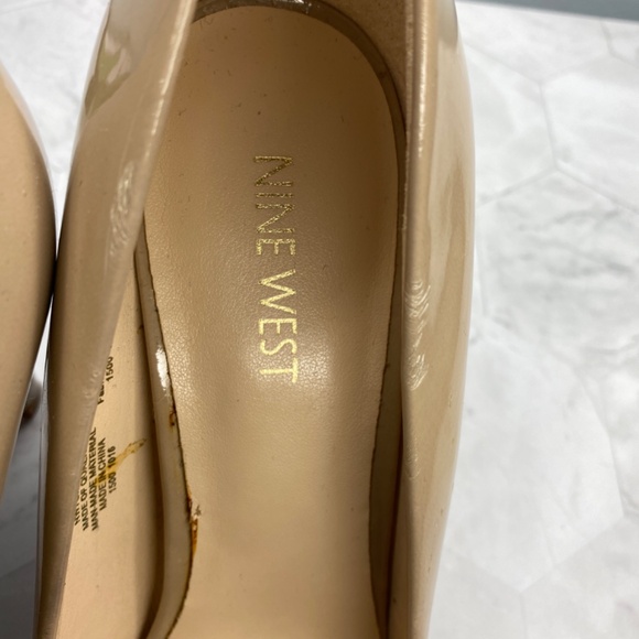 🥳Host Pick🥳 Nine West Mary Jane Nude Heels Size 9.5 - Picture 12 of 16